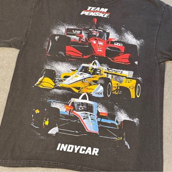 NWOT - IndyCar Team Penske Graphic T-Shirt - Mens Medium - Vintage Vibes - Picture 2 of 4